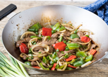 Chinese Pepper Steak Quick Stir-Fry with Wok Hei