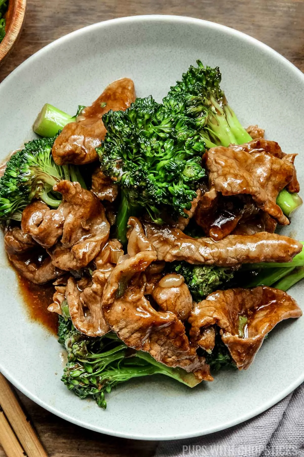 High-Heat Chinese-American Beef and Broccoli with Oyster Sauce
