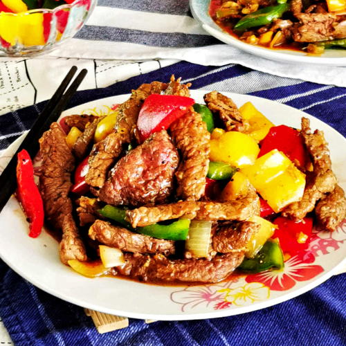 Chinese Pepper Steak Quick Stir-Fry with Wok Hei