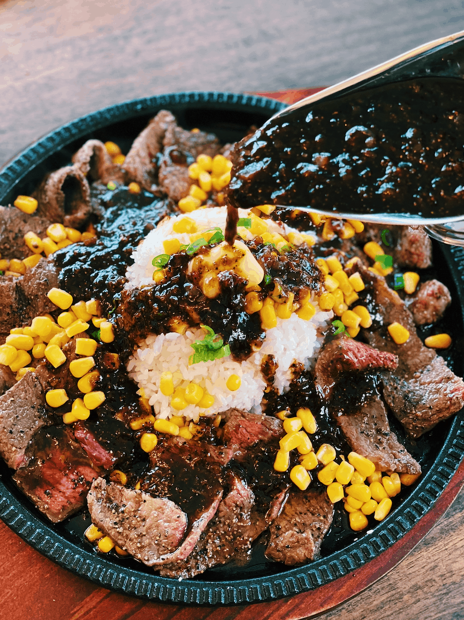 Classic Chinese-American Black Pepper Steak Quick, Savory, and Smoky