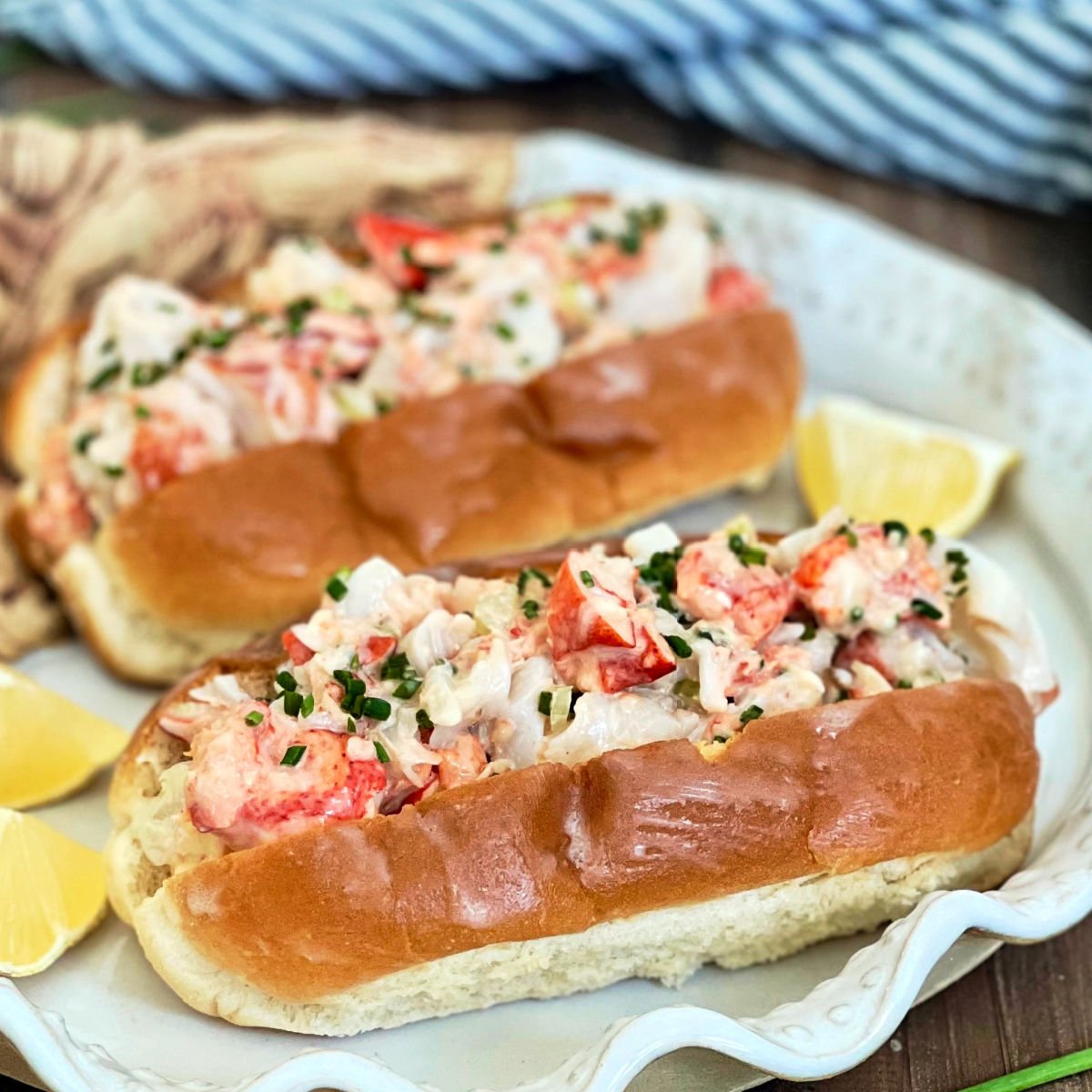 Creamy Herb-Infused Lobster Roll Recipe