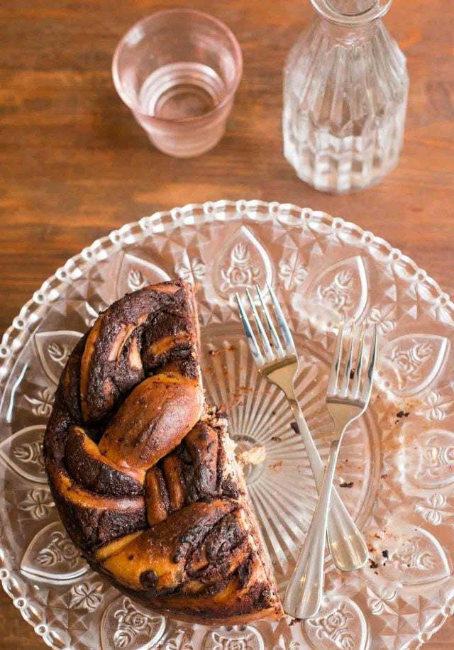 From Imperfect Cookies to Burgundy-Inspired Terroir Mokonuts & Oregonâs Eola-Amity Hills