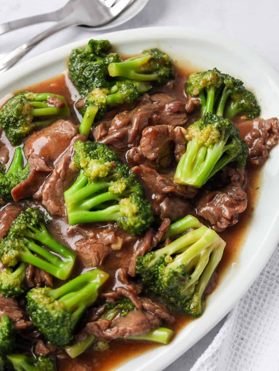 High-Heat Chinese-American Beef and Broccoli with Oyster Sauce