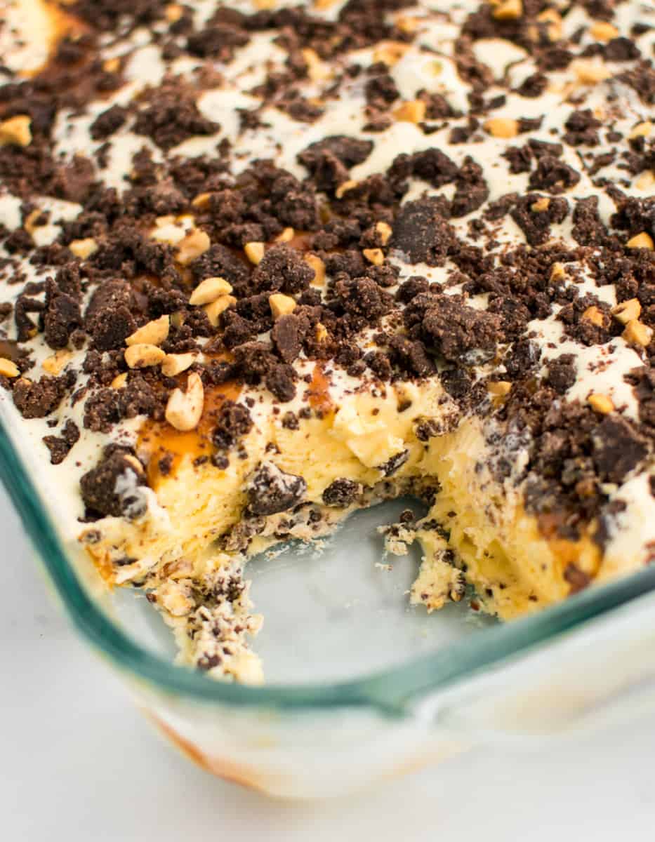 Creamy Crunch Ice Cream Cake Easy, Customizable, and Irresistibly Delicious
