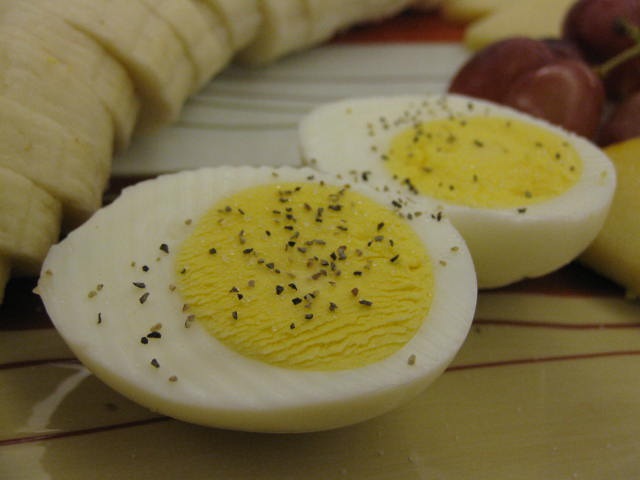 how many points is a boiled egg on weight watchers