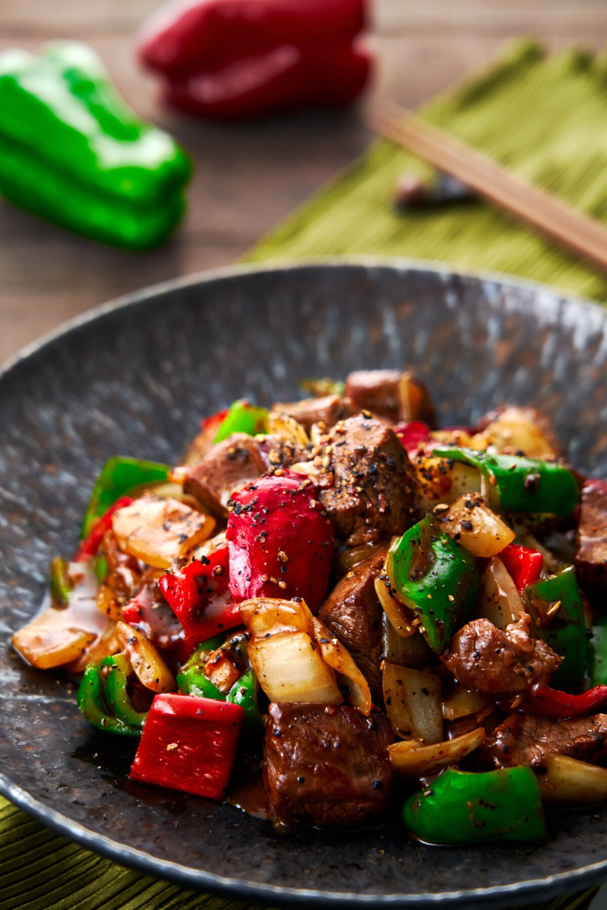 Chinese Pepper Steak Quick Stir-Fry with Wok Hei