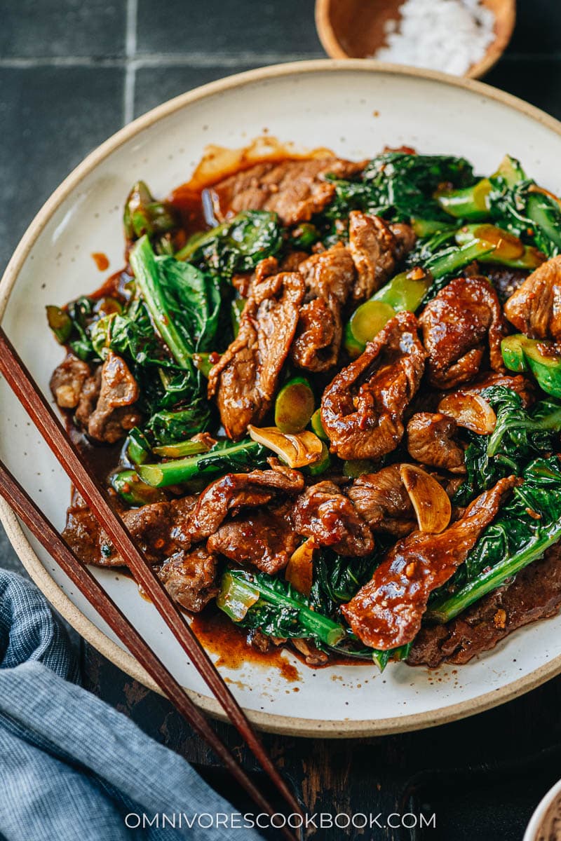 High-Heat Chinese-American Beef and Broccoli with Oyster Sauce